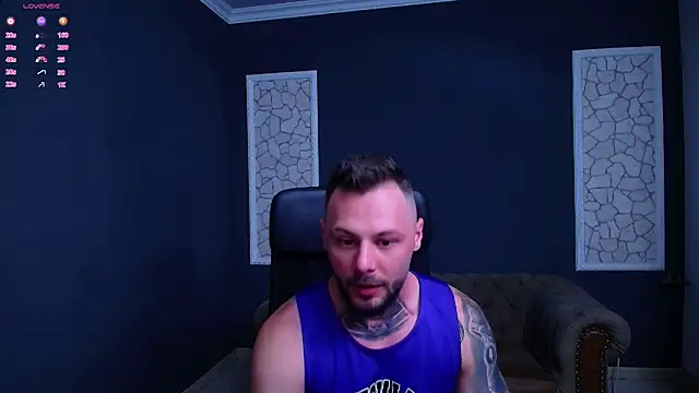 Snapshot of BrianHunts chatting on October 2025 04:44:02 AM BrianHunts online show from October 2025 04:44:02 AM