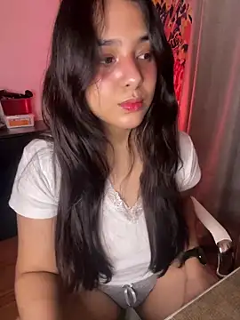 xSelena online show from March 2025 04:56:01 AM