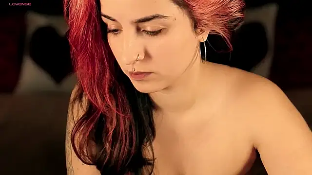 Daphne Moss online show from March 2026 01:13:01 PM