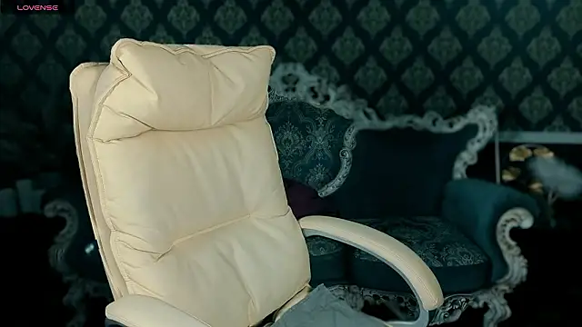 Daphne Moss online show from February 2026 02:17:01 PM