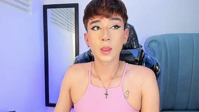 Chris boy  online show from February 2026 07:49:02 AM