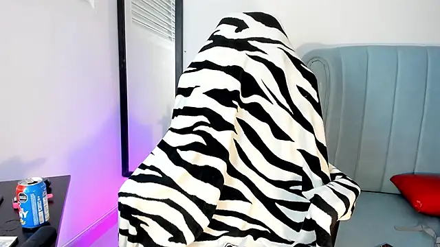 Chris boy  online show from February 2026 09:59:01 AM