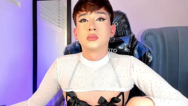 Chris boy  online show from February 2026 06:33:01 AM