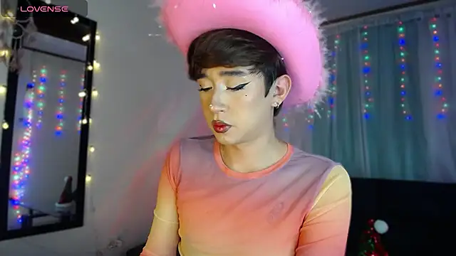 Chris boy  online show from December 2024 09:17:02 AM