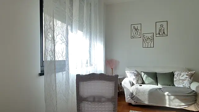 Daleliana online show from February 2026 10:04:01 AM