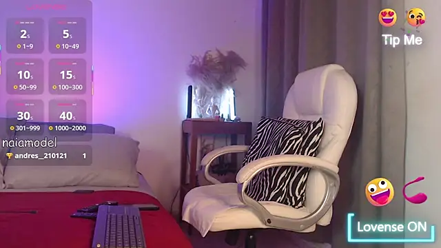 Naia Ross 1 online show from January 2026 08:51:02 PM