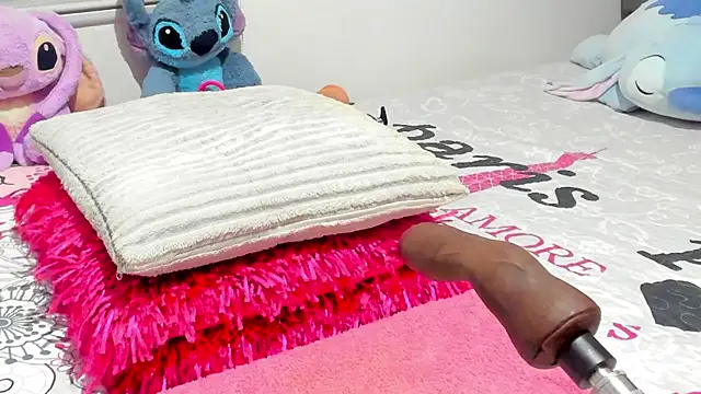 Elizabeth 18  online show from January 2026 03:10:01 AM