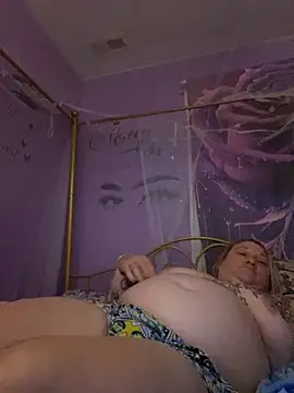 Snapshot of SexyZannaRose chatting on October 2025 03:51:02 AM SexyZannaRose online show from October 2025 03:51:02 AM