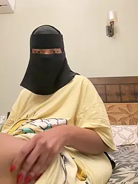 Snapshot of Submissive_Arab chatting on September 2025 11:06:01 AM Submissive Arab online show from September 2025 11:06:01 AM