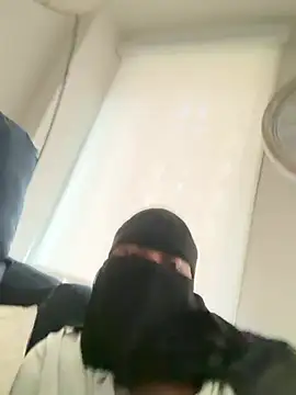 Snapshot of Submissive_Arab chatting on May 2026 08:17:01 PM Submissive Arab online show from May 2026 08:17:01 PM