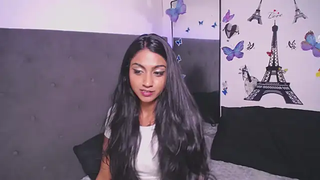 Delilah Blazee online show from October 2025 08:04:01 AM