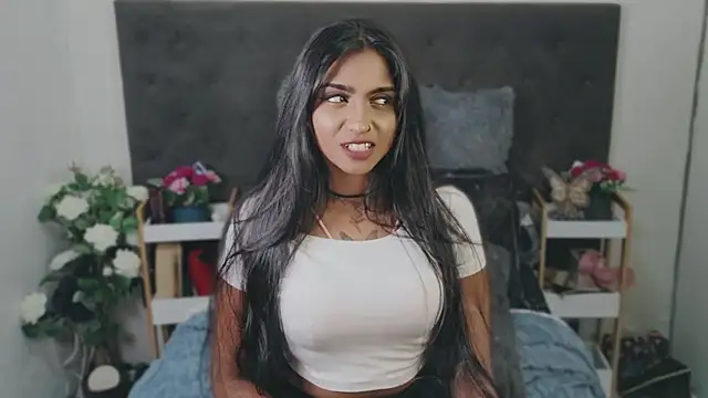 Delilah Blazee online show from July 2026 03:11:02 PM