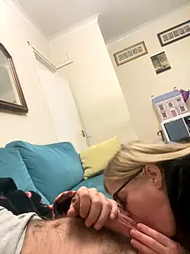 jayjencam online show from October 2025 08:31:02 PM