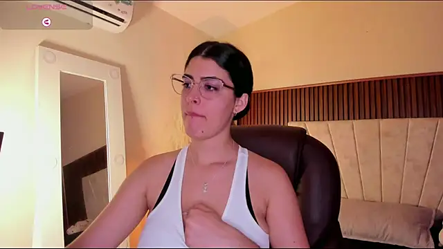  Niah  online show from September 2025 08:37:01 PM