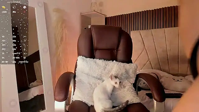  Niah  online show from March 2025 01:35:02 AM