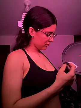  Niah  online show from November 2025 12:58:02 AM