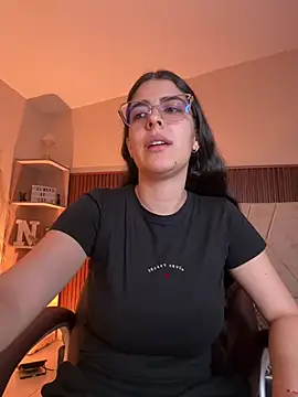  Niah  online show from February 2026 08:52:02 PM