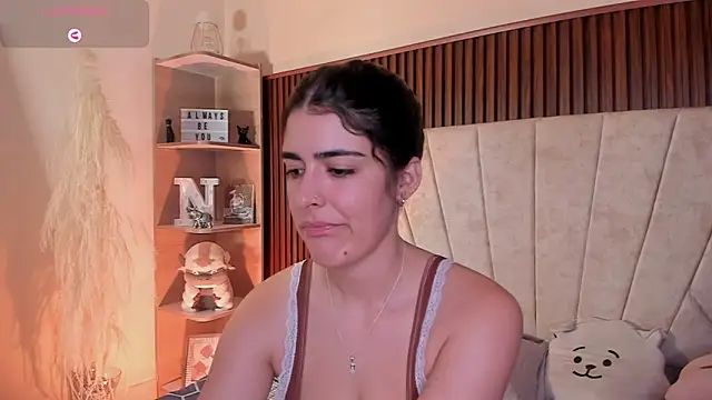  Niah  online show from October 2025 08:55:01 PM