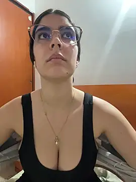  Niah  online show from February 2026 07:26:01 PM