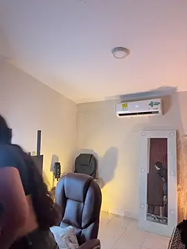  Niah  online show from March 2026 08:36:02 PM