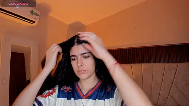  Niah  online show from February 2026 09:23:01 PM