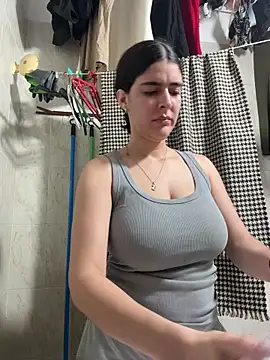  Niah  online show from February 2026 12:45:01 AM