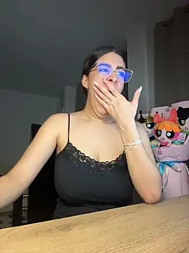  Niah  online show from April 2026 02:15:02 AM