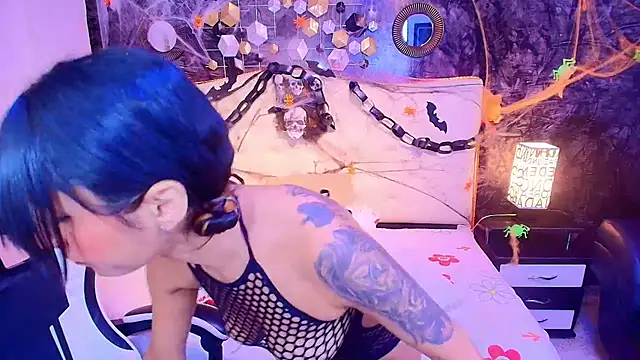 Snapshot of tamara_colliins_ chatting on October 2025 10:47:01 AM tamara colliins online show from October 2025 10:47:01 AM