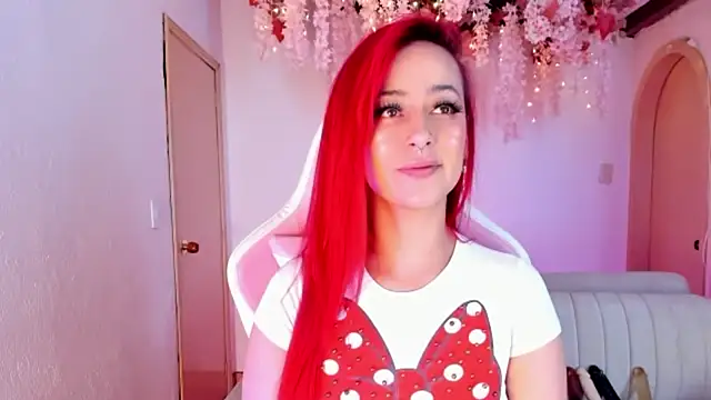 Mia-Bloom online show from November 2025 01:09:01 AM