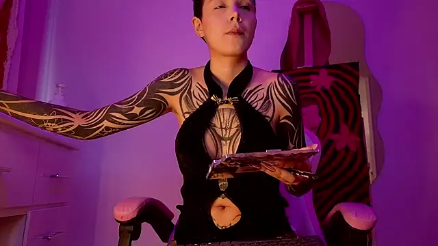 goddess vee  online show from April 2026 09:43:01 PM