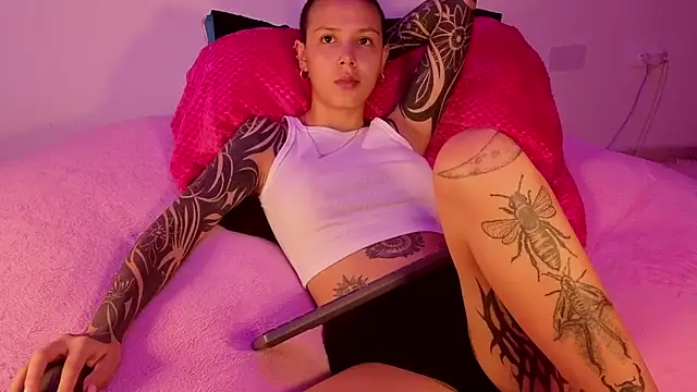 goddess vee  online show from March 2026 03:02:01 AM