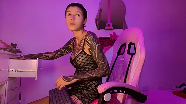 goddess vee  online show from January 2026 09:07:02 PM