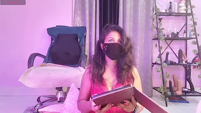 Naughty nightz online show from November 2025 05:08:02 PM