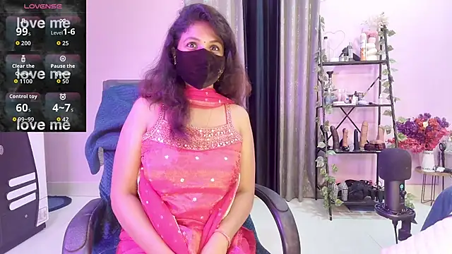 Naughty nightz online show from October 2025 04:52:01 PM