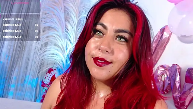 Snapshot of gatuwildhott chatting on February 2026 05:57:02 PM gatuwildhott online show from February 2026 05:57:02 PM