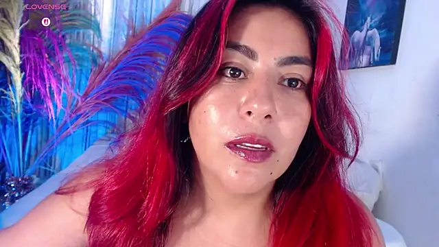 gatuwildhott online show from April 2026 07:03:01 PM