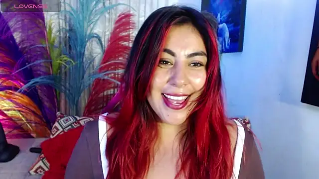 gatuwildhott online show from April 2026 07:00:02 PM