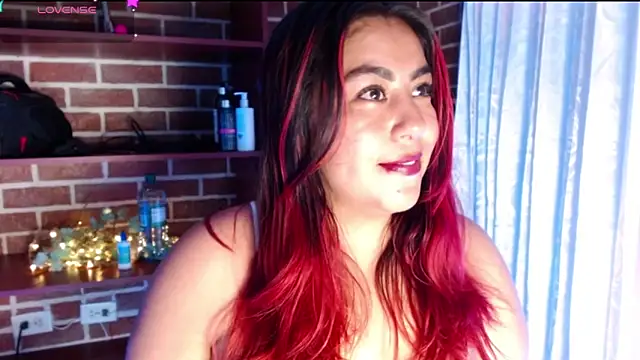 gatuwildhott online show from June 2026 03:12:02 PM