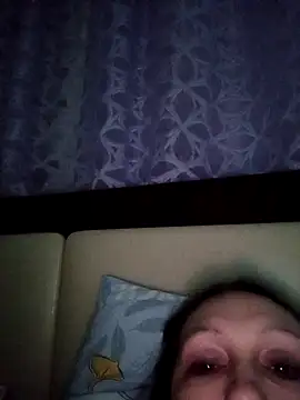 LeilaSaint online show from April 2026 03:57:02 PM