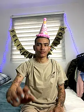 Snapshot of sorry-mom69 chatting on October 2025 02:51:02 PM sorry-mom69 online show from October 2025 02:51:02 PM
