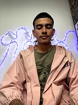 sorry-mom69 online show from November 2025 07:03:01 PM