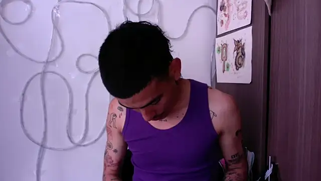 sorry-mom69 online show from December 2025 05:28:02 PM