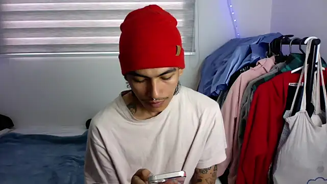 Snapshot of sorry-mom69 chatting on October 2025 04:07:02 PM sorry-mom69 online show from October 2025 04:07:02 PM