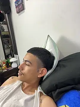 sorry-mom69 online show from November 2025 05:44:01 AM