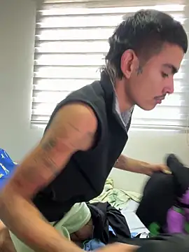 sorry-mom69 online show from April 2026 05:48:02 PM