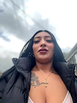 Kathy bella18 online show from December 2025 01:35:01 PM