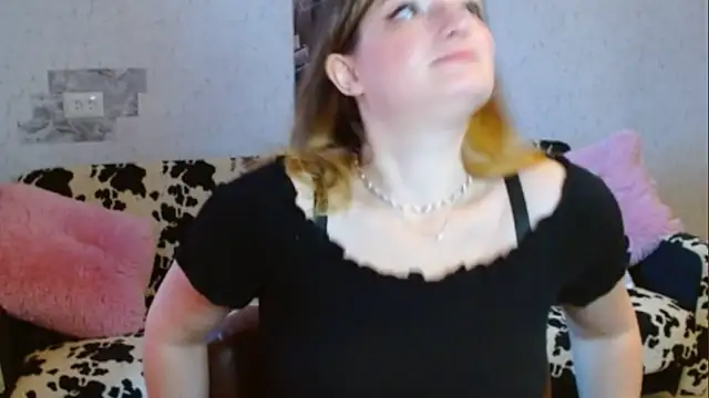 Snapshot of Arielsssplash chatting on November 2025 07:56:01 AM Arielsssplash online show from November 2025 07:56:01 AM