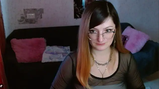 Snapshot of Arielsssplash chatting on November 2025 08:03:02 AM Arielsssplash online show from November 2025 08:03:02 AM