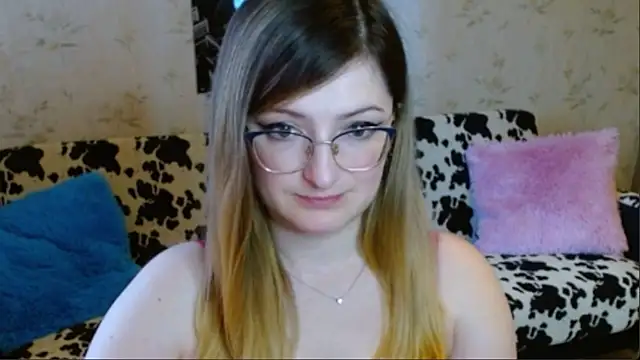Arielsssplash online show from September 2025 06:49:01 AM