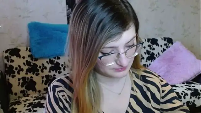 Arielsssplash online show from October 2025 06:50:02 AM